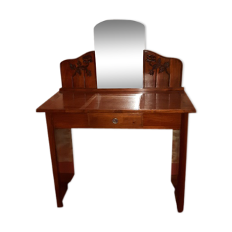 Art deco dressing table