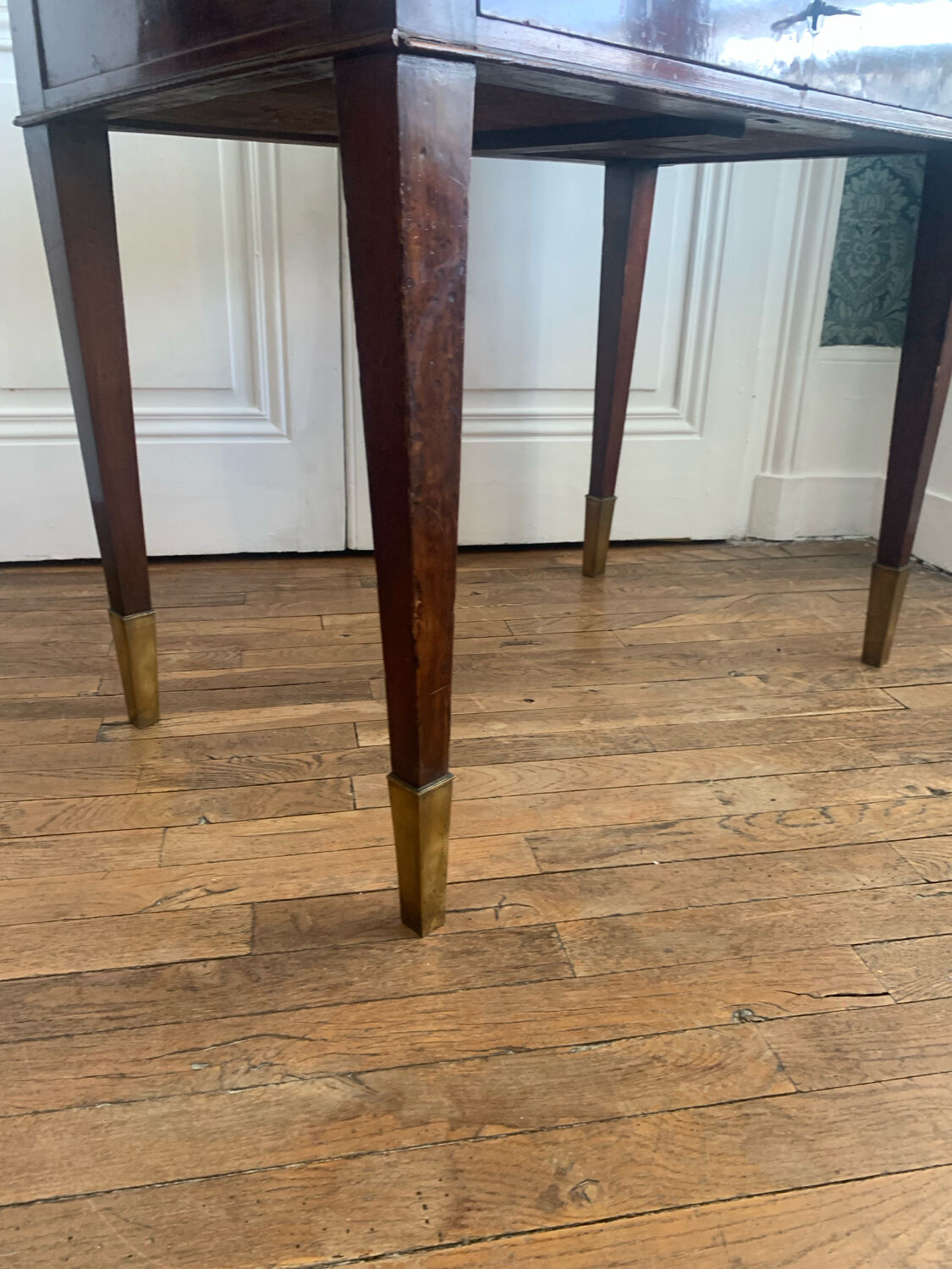 Table à la Tronchin