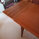 Table scandinave