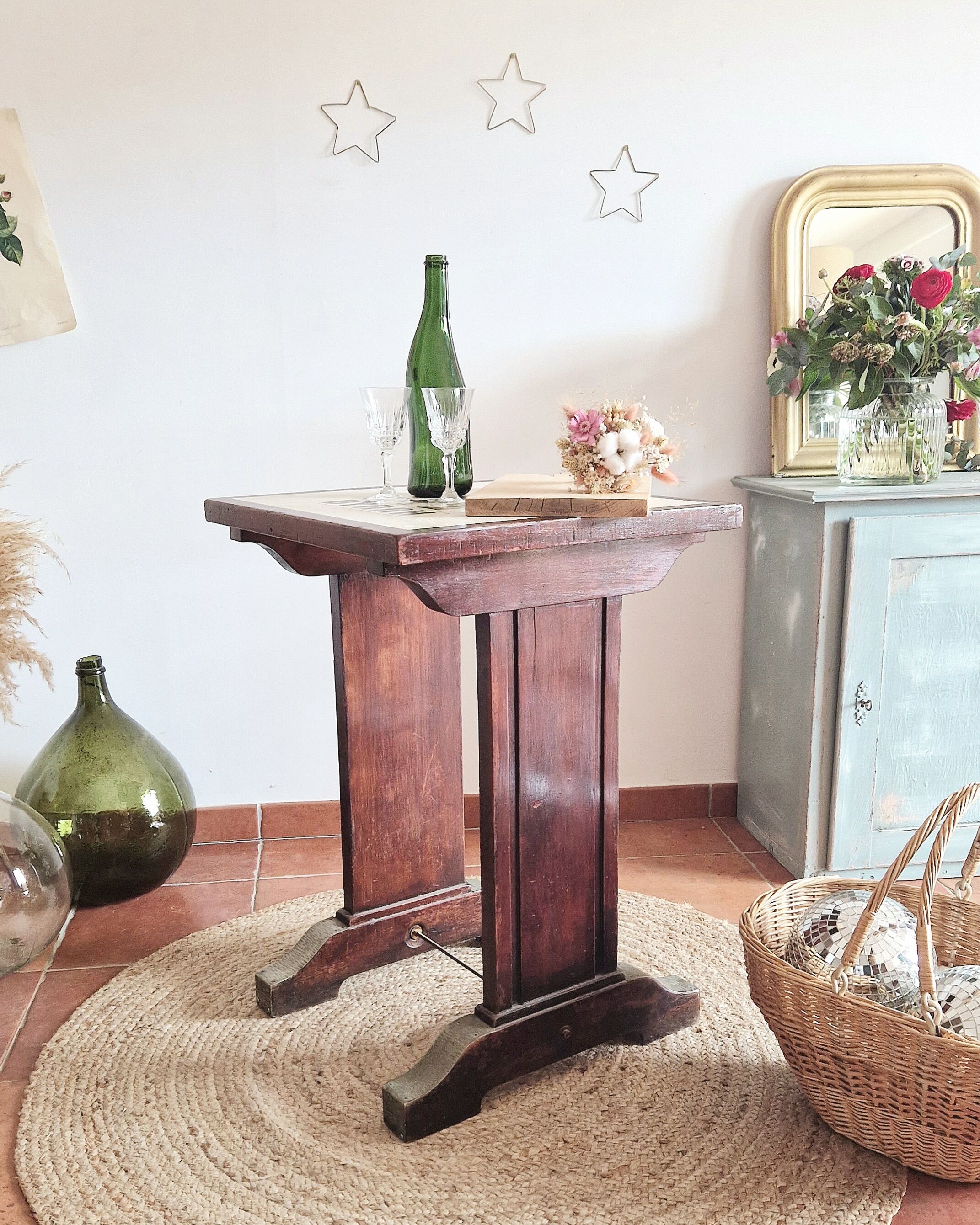 Authentic bistro table