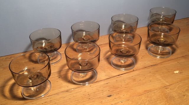 Smoked glass cups 70