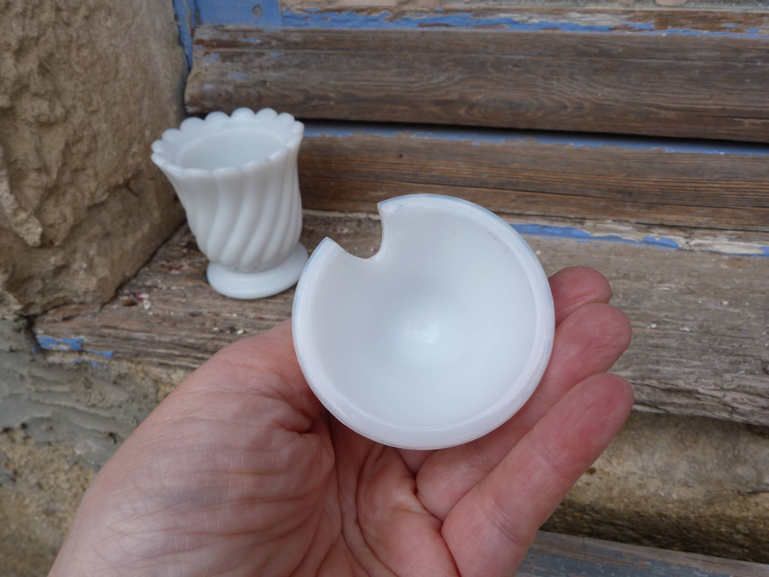 Pot à moutarde en opaline Portieux Vallerysthal
