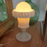 Albatre lamp and its globe