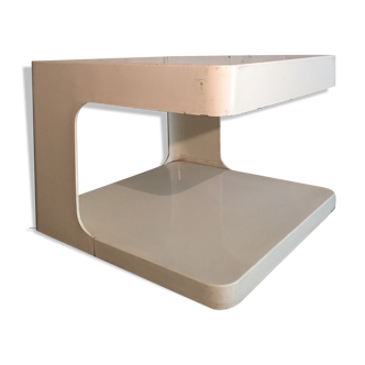 Table display of valeric doubroucinskis for editions intexal rodier