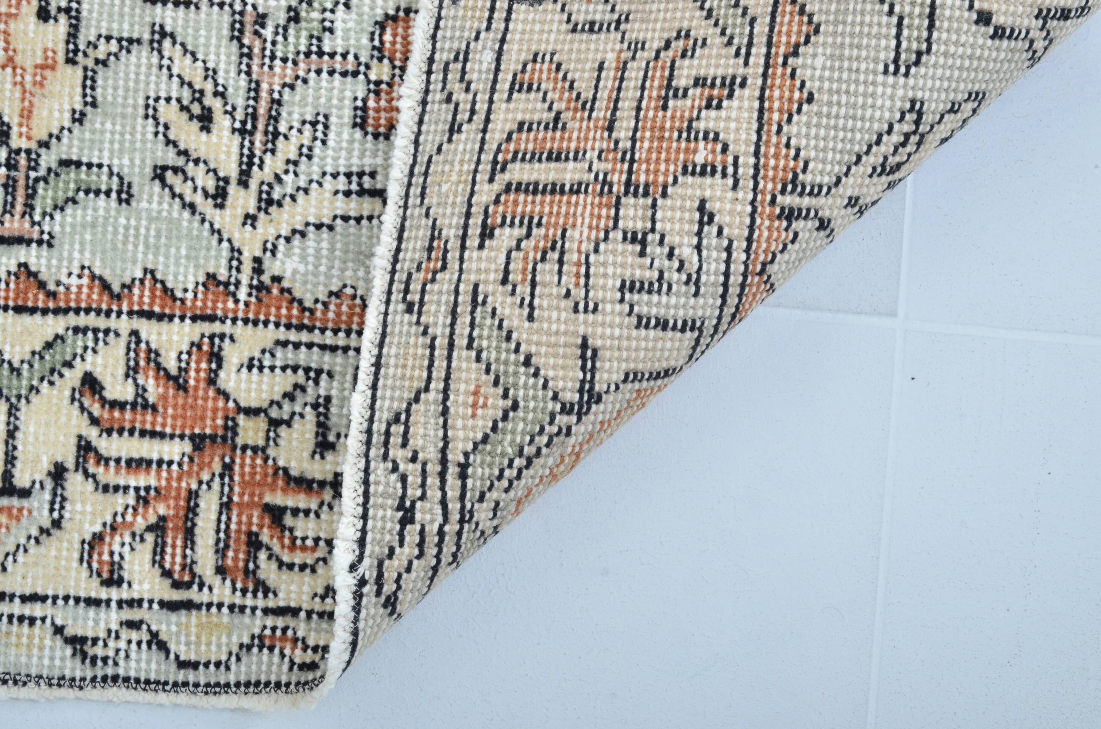 Tapis anatolien vintage Oushak sku 3142