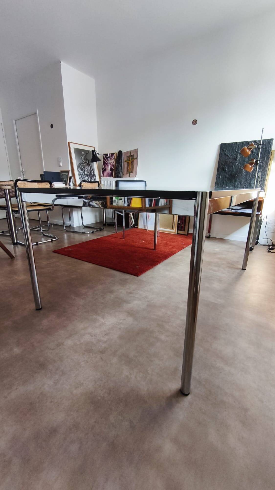 Usm-haller desk