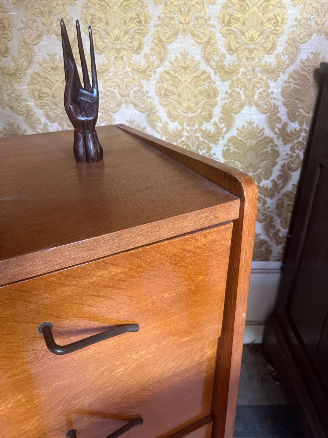 Commode pieds compas en chêne, France années 60
