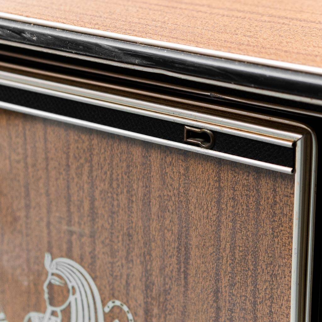 Credenza in legno anni 50 vintage modernariato