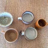 5 tasses en grès