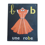 The dress, reading picture