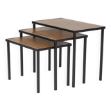 Set of nesting tables