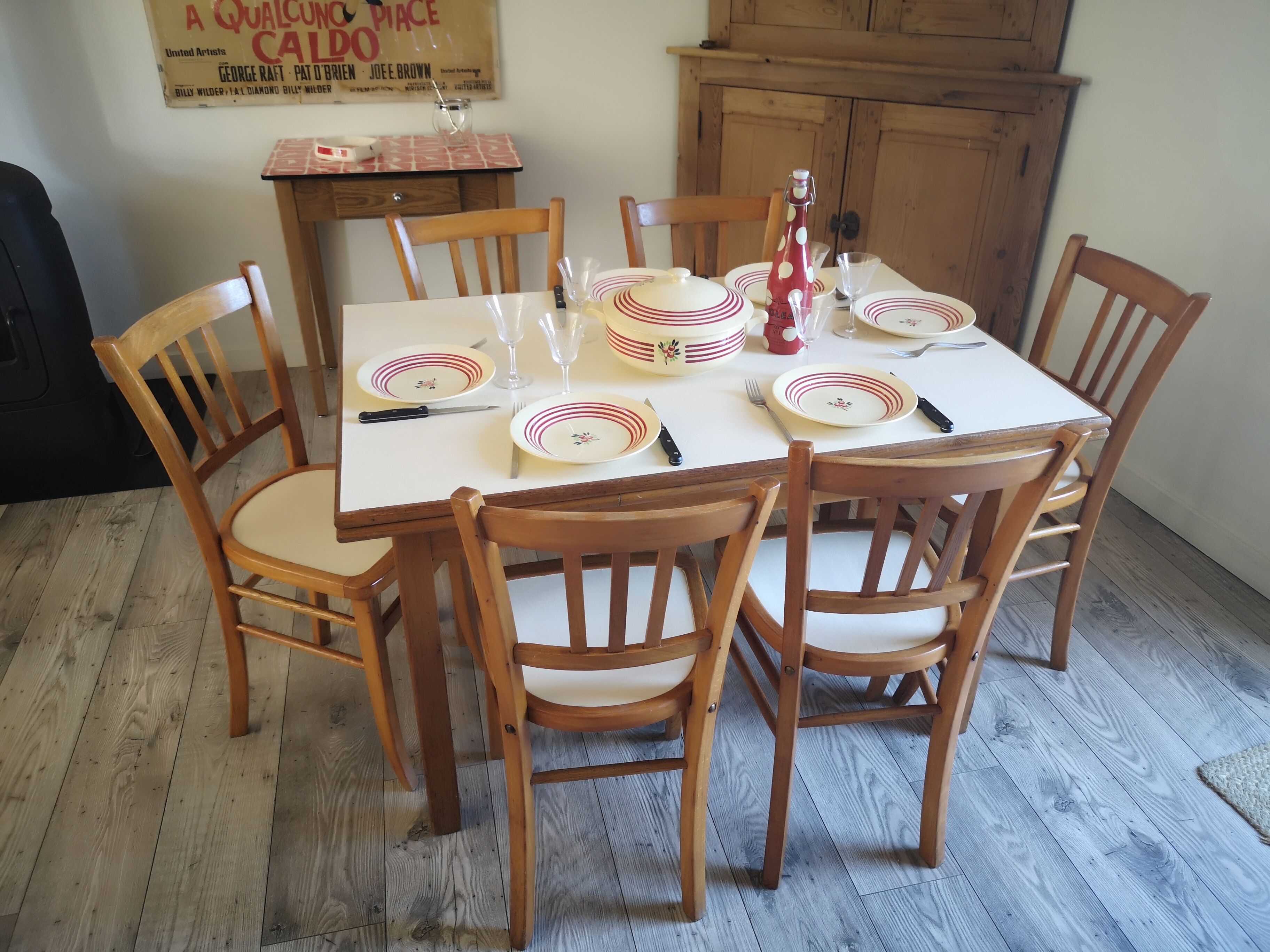 Extendable dining room year 50