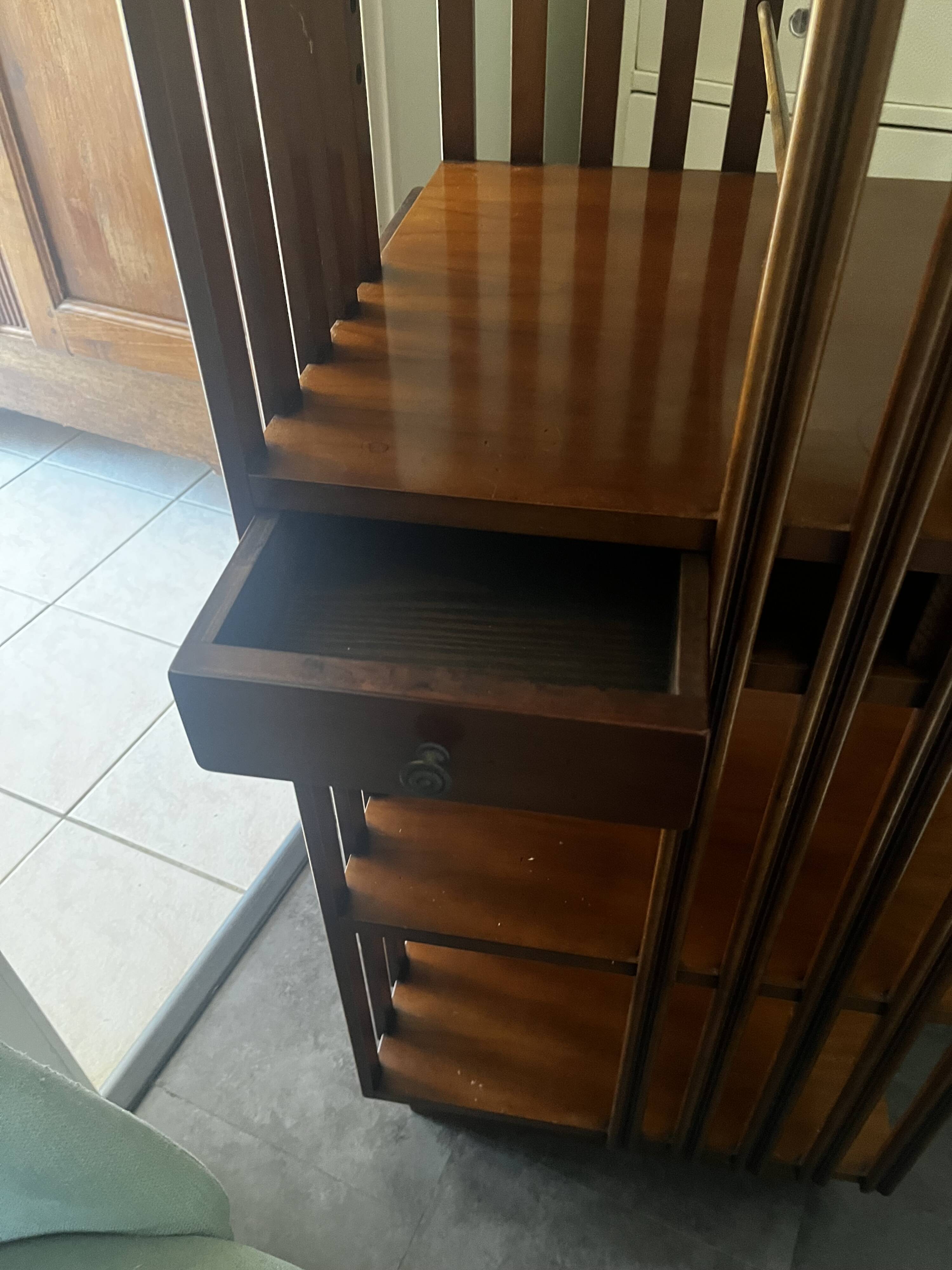 Rotating library