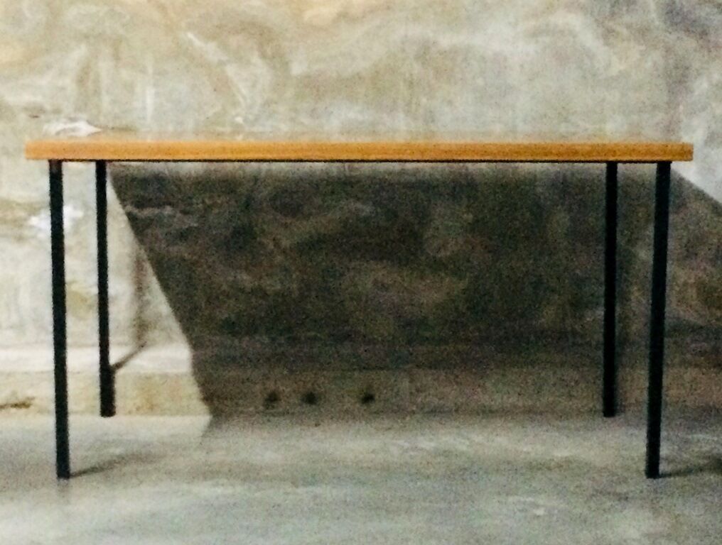 High table par Pierre Guariche for Meurop 60