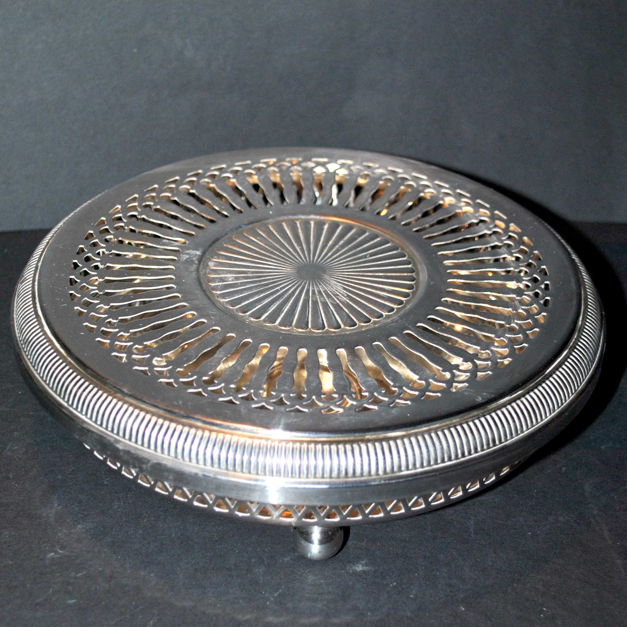 Vintage openwork stove sub-dish in silver metal NPA - Hospitality silverware restaurant bistro