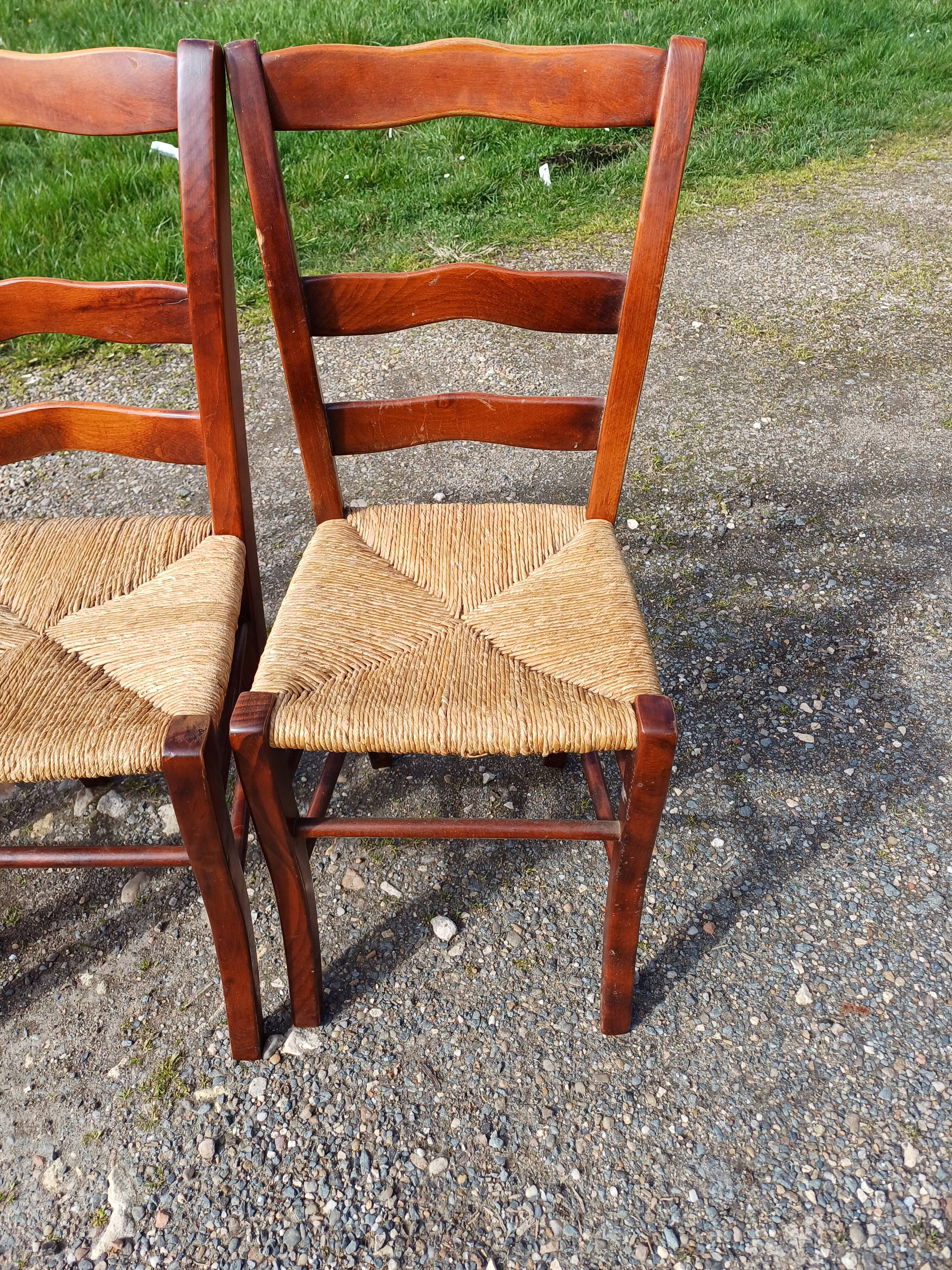 6 old straw chairs