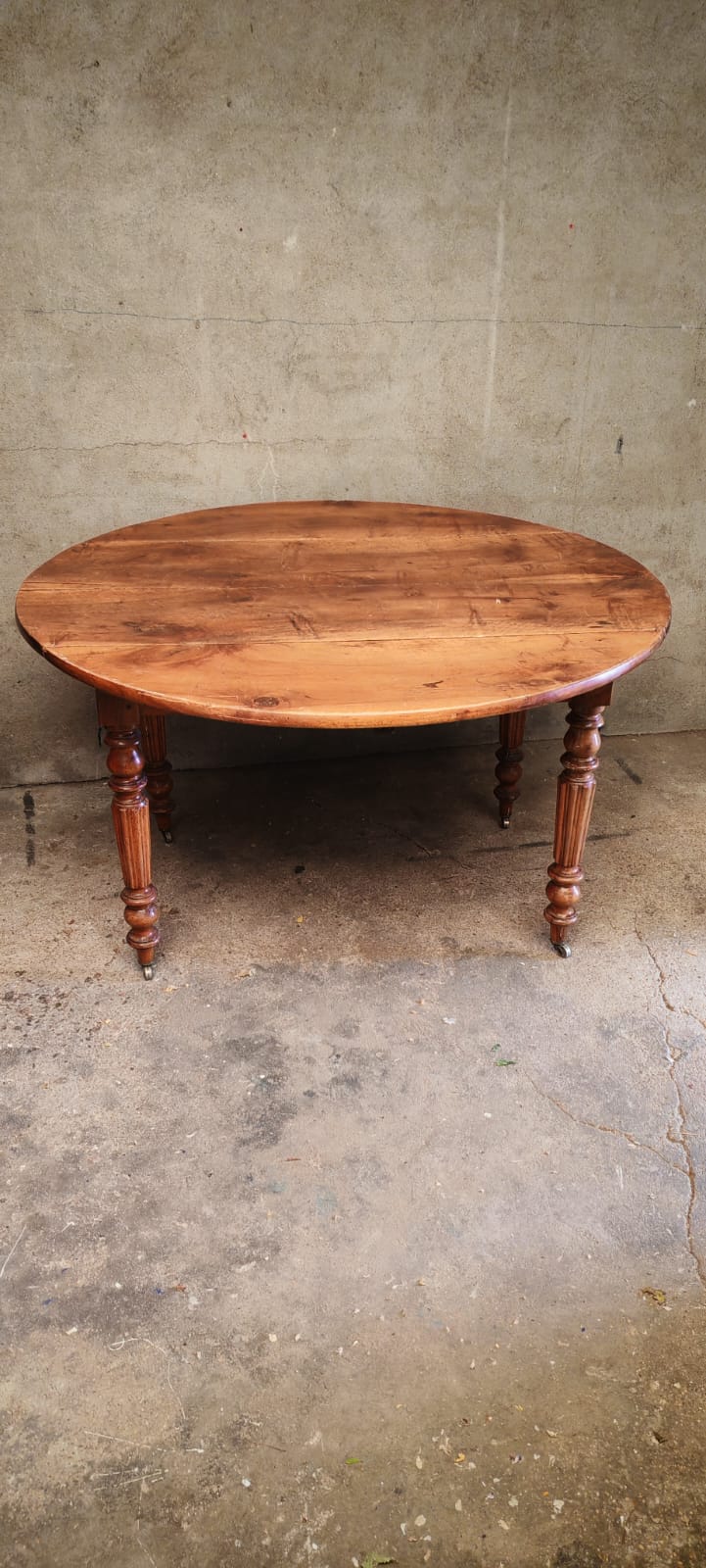 Table de ferme ronde