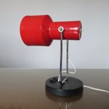 Table lamp in red lacquered aluminum and chromed metal