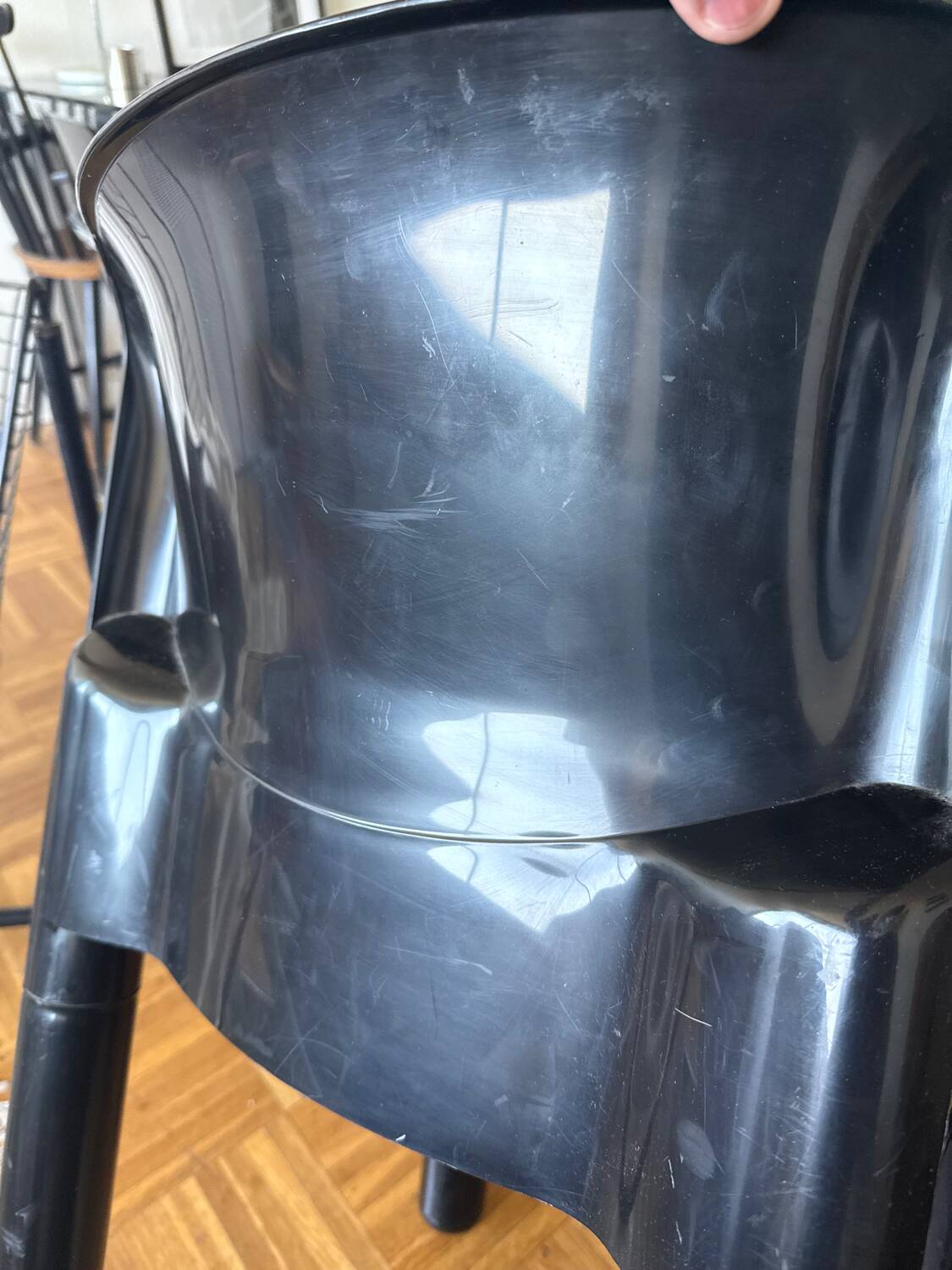 Kartell chair 4875 designed by Carlo Bartoli
