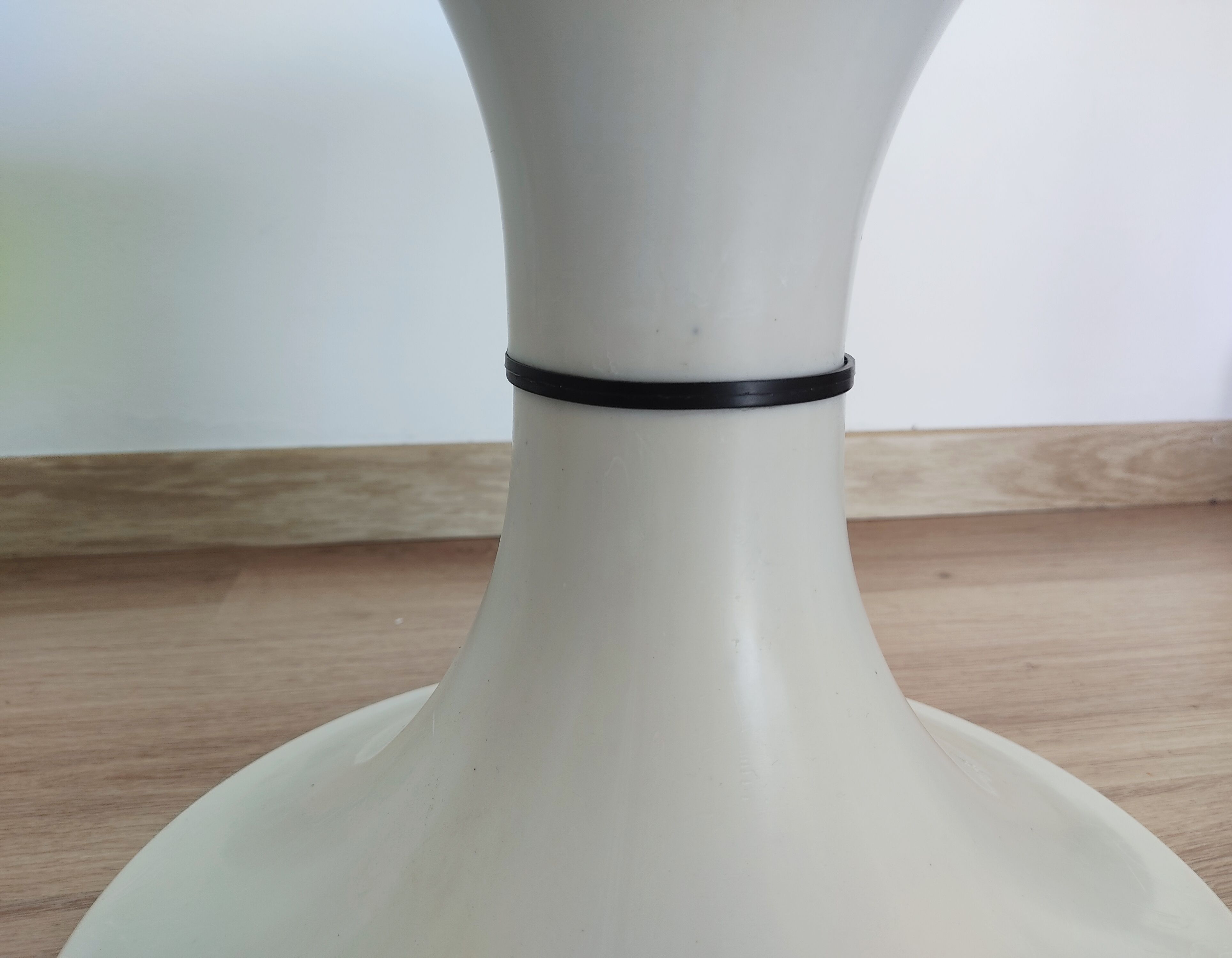 Set of 3 white tam tam stools