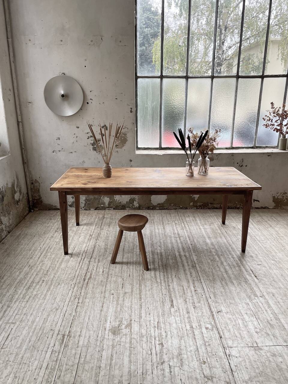 Farmhouse table with spindle legs 2m
