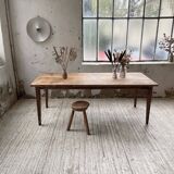 Farmhouse table with spindle legs 2m