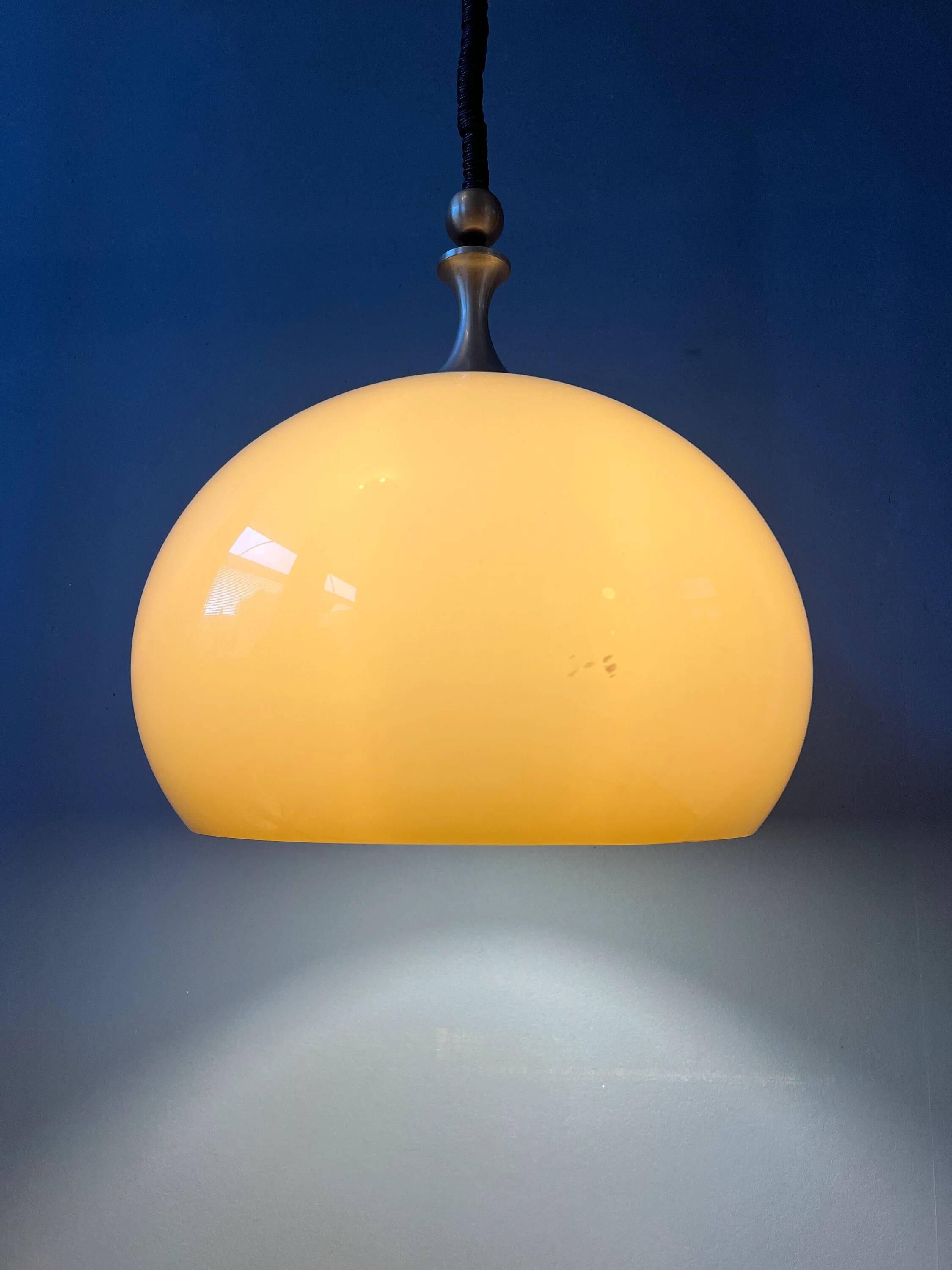 Suspension champignon Space Age en plexiglas Dijkstra Mid Century