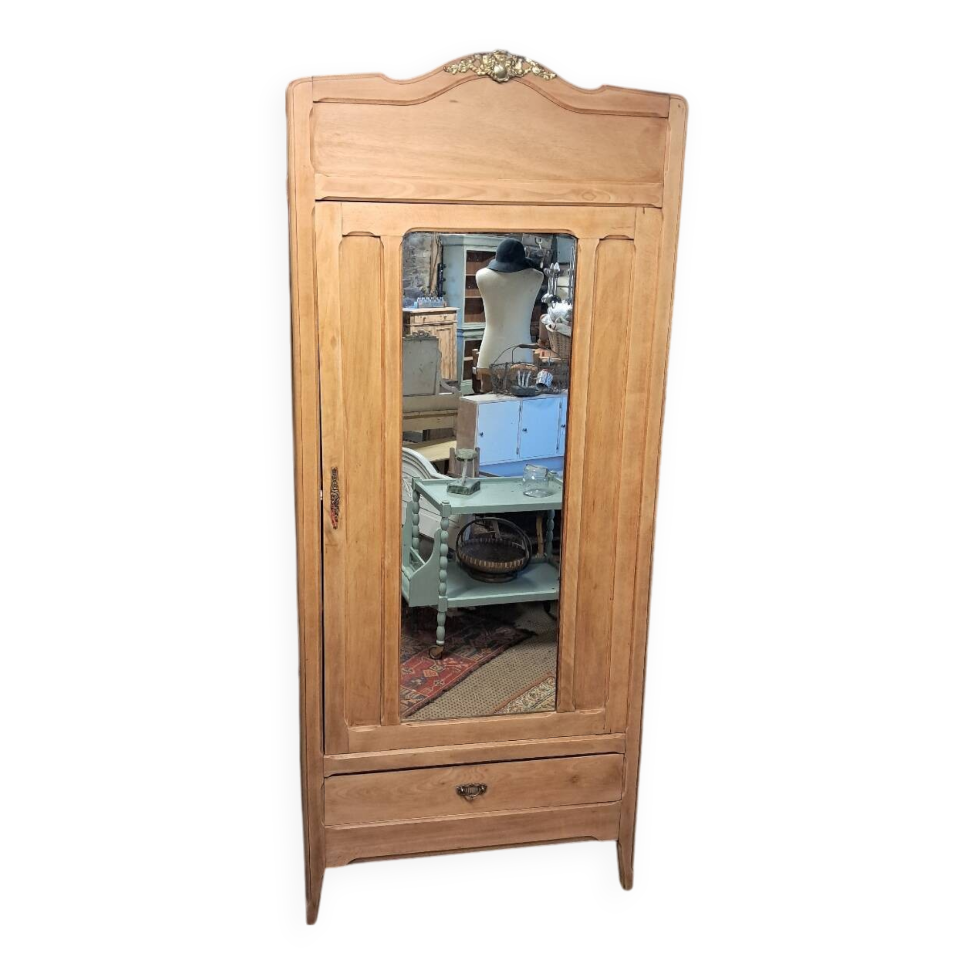 Armoire
