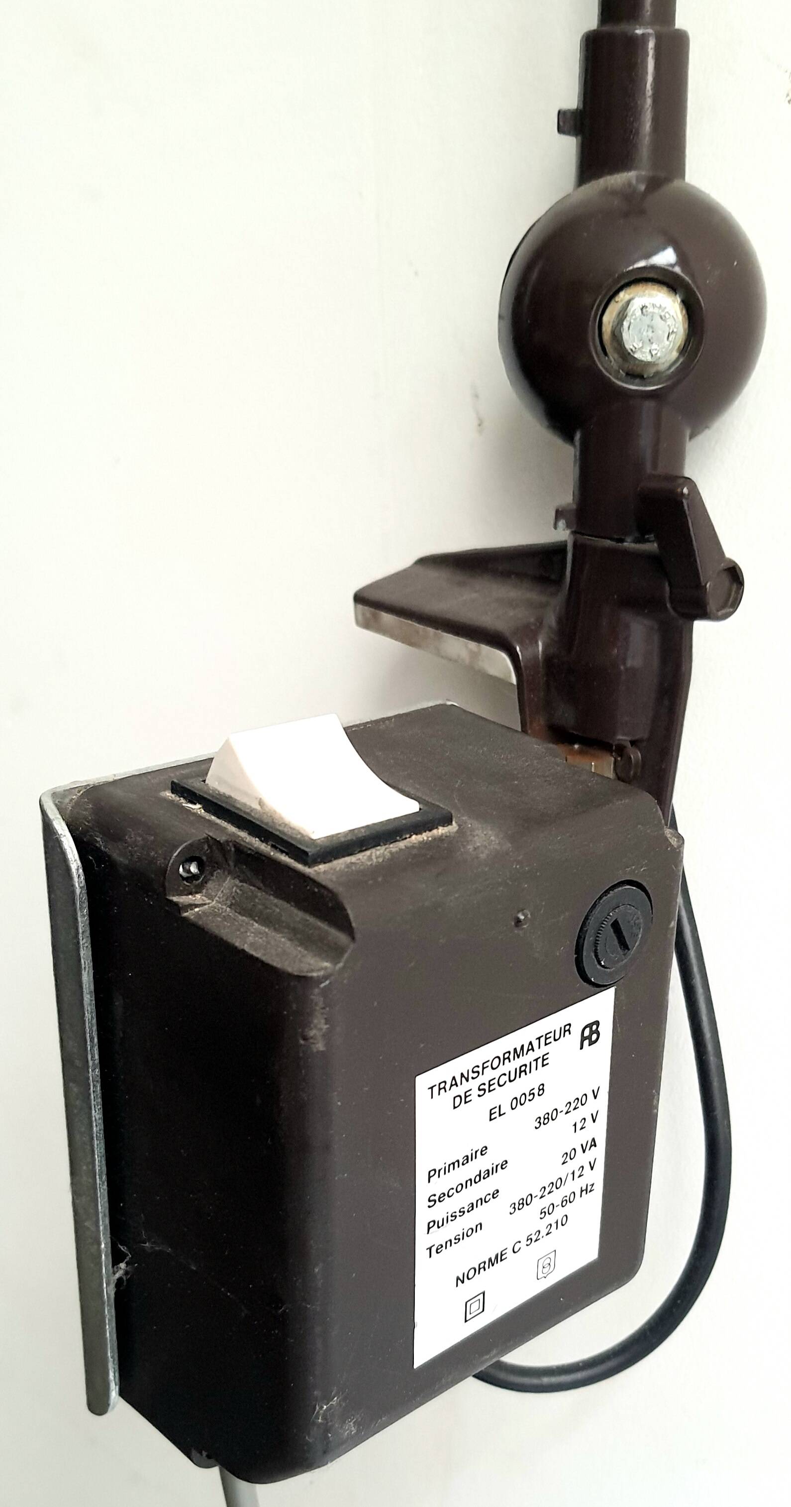 Vintage clip-on workshop lamp from the 50s/60s