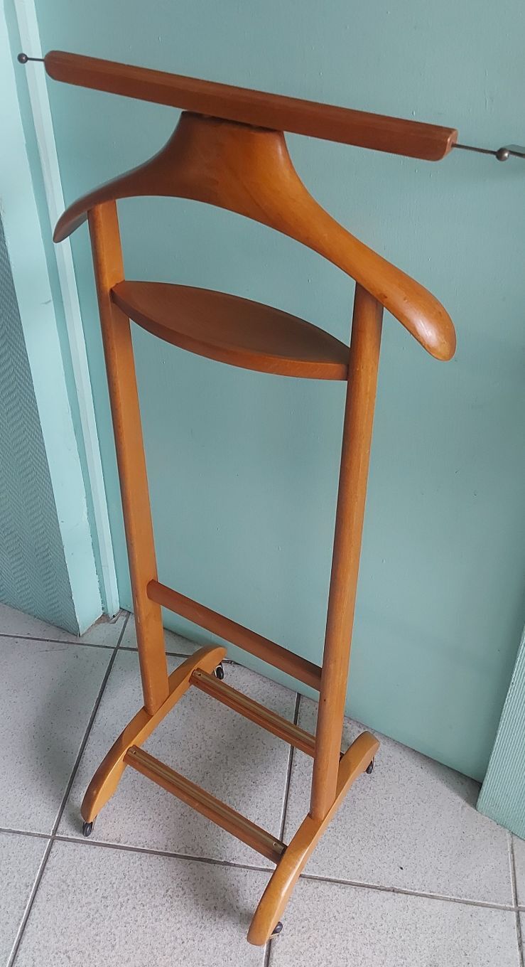 Italian valet Fratelli Reguitti in wood and brass, 1950/600