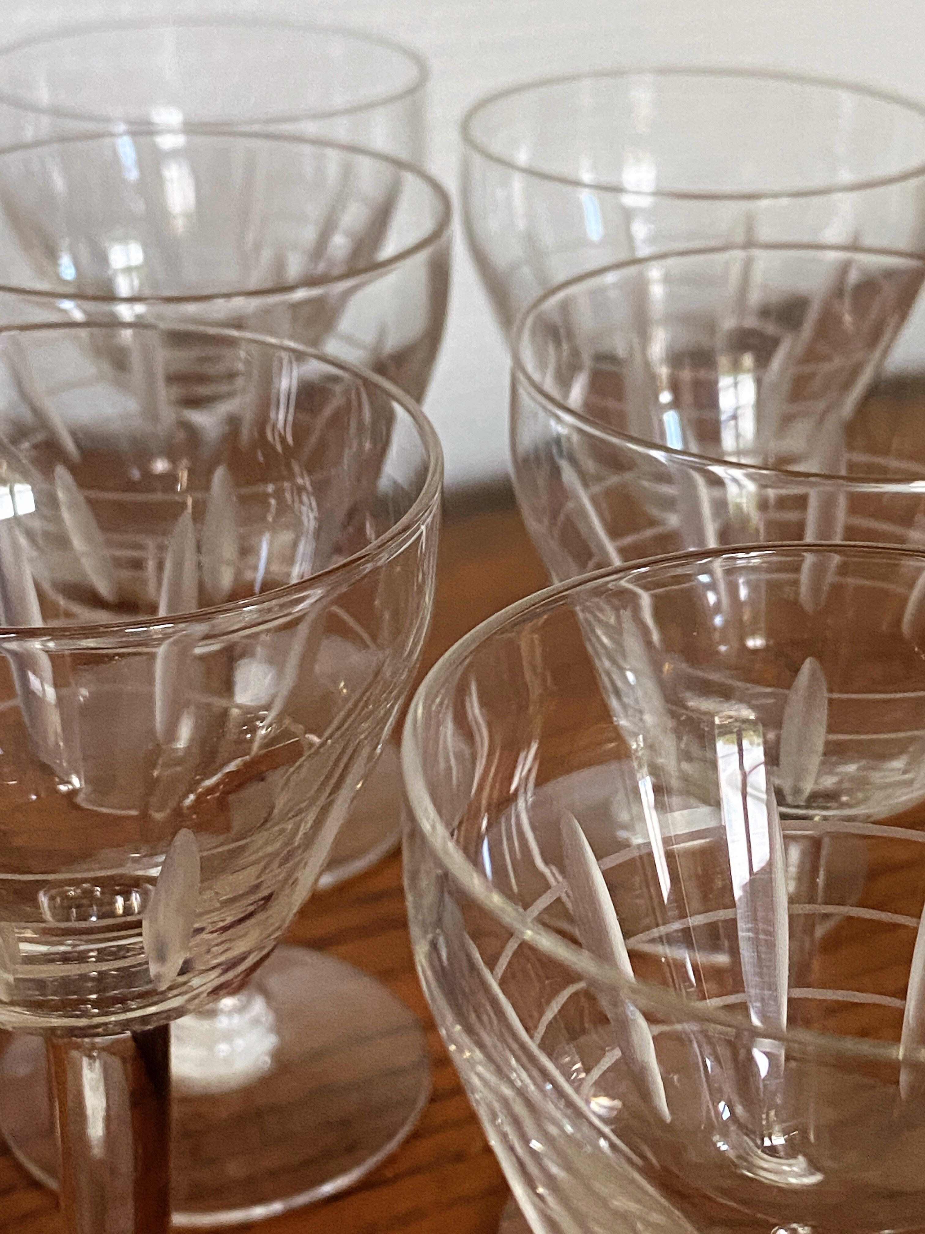 Set of 6 engraved wine glasses