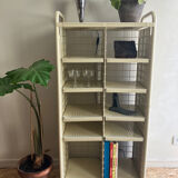 Shelf cabinet postal sorting