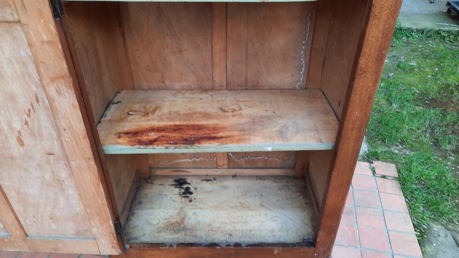 Armoire parisienne