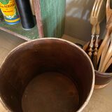 Poplar wood pot, circa 1900