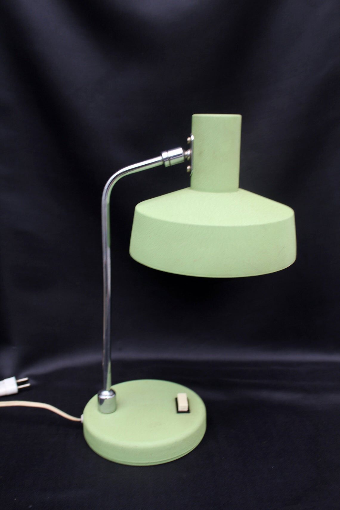 Vintage industrial table lamp, aluminum green shade and base, flexible shade and neck