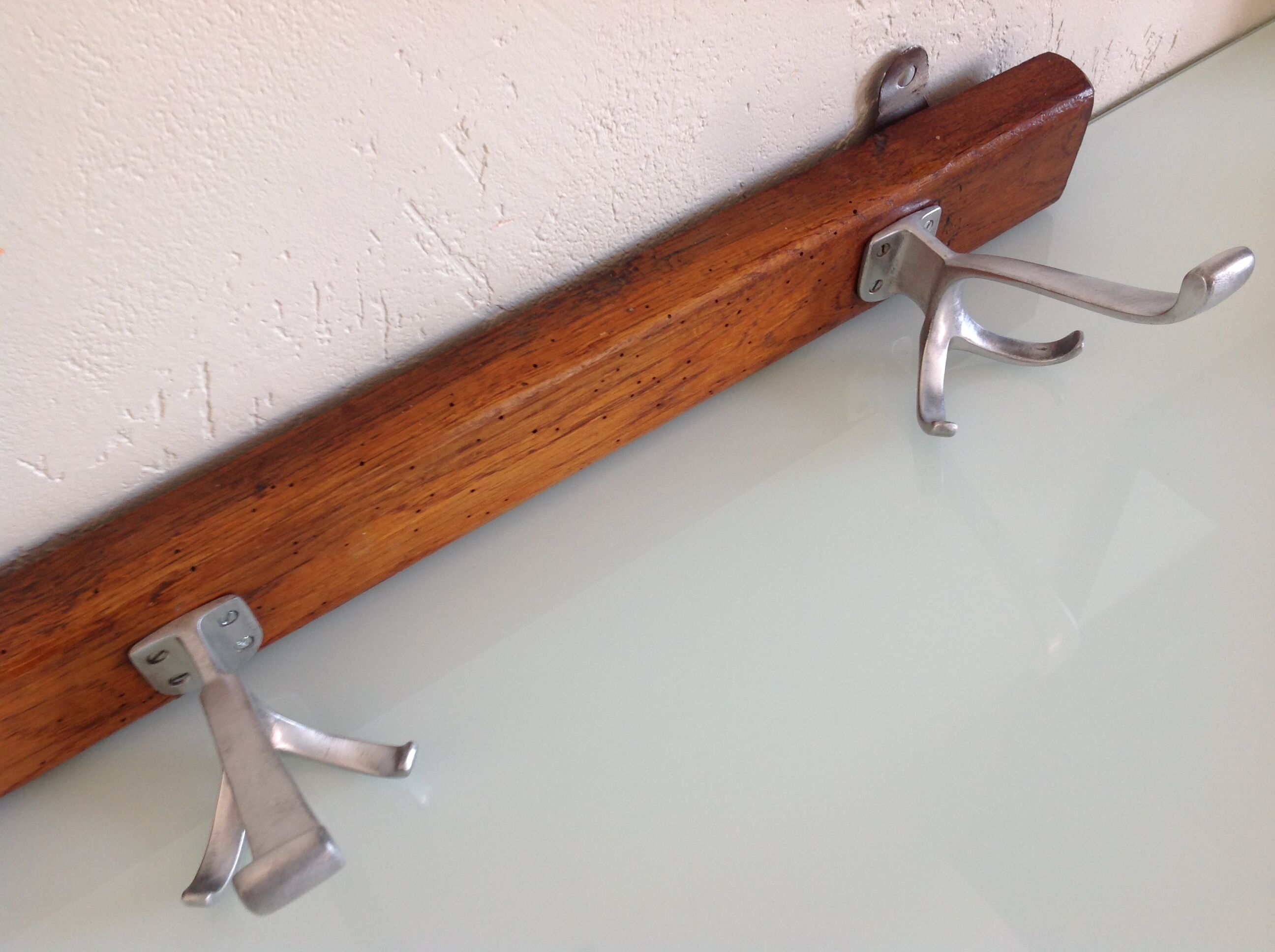 Old peg coat rack with 3 heads industrial style