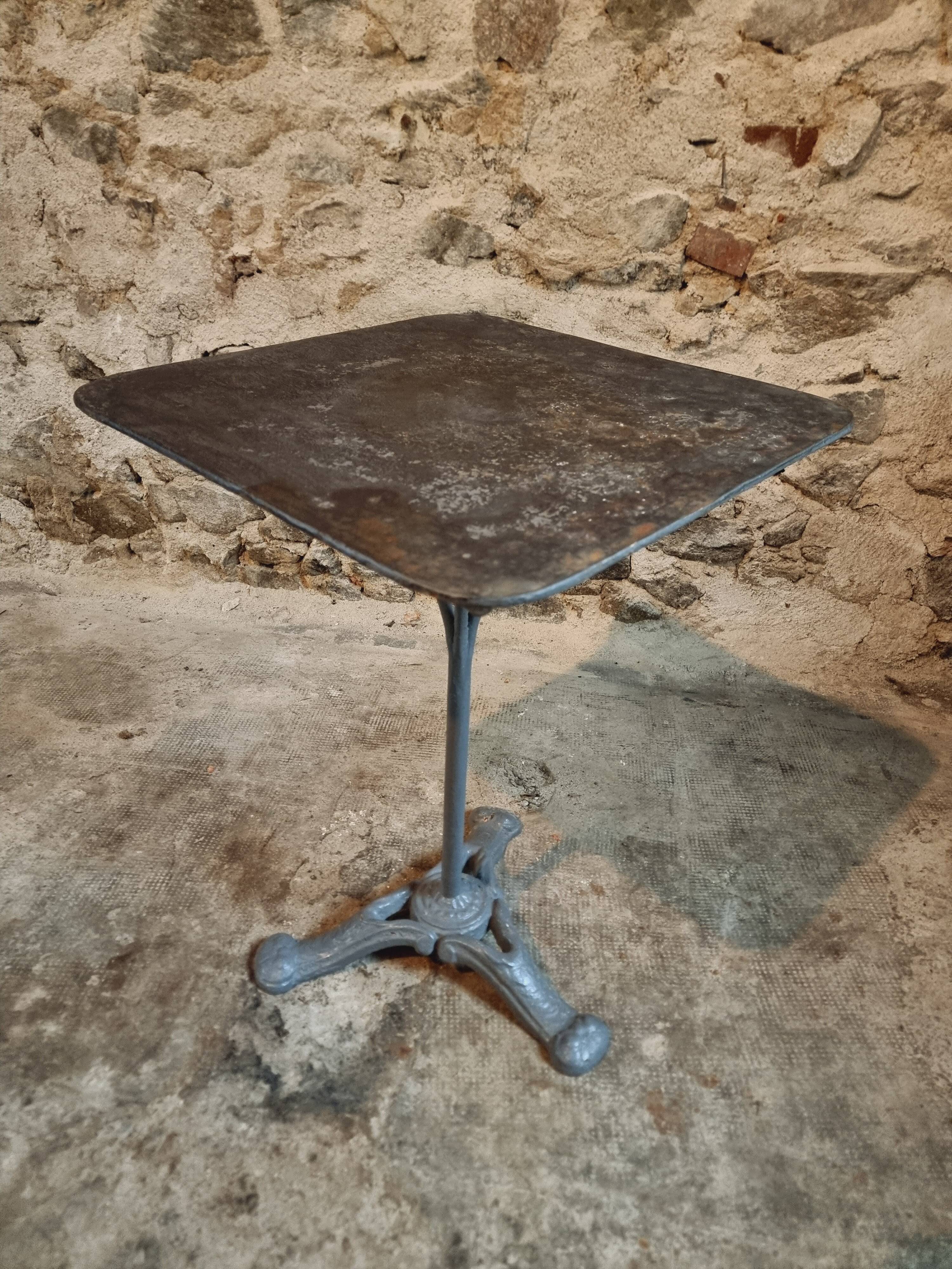 Table Bistrot Ancienne – Table de Jardin/Vin (Années 1920)