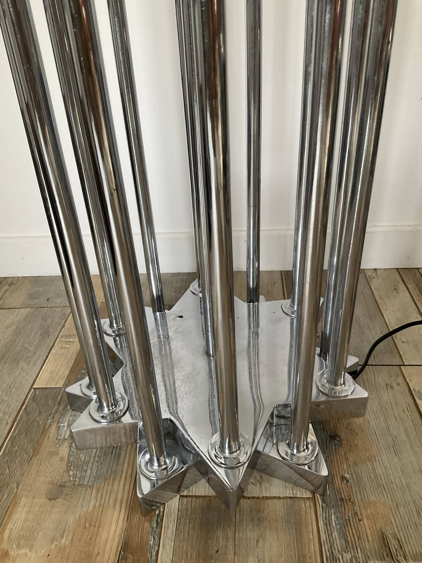 1970s Space Age "trumpet" floor lamp