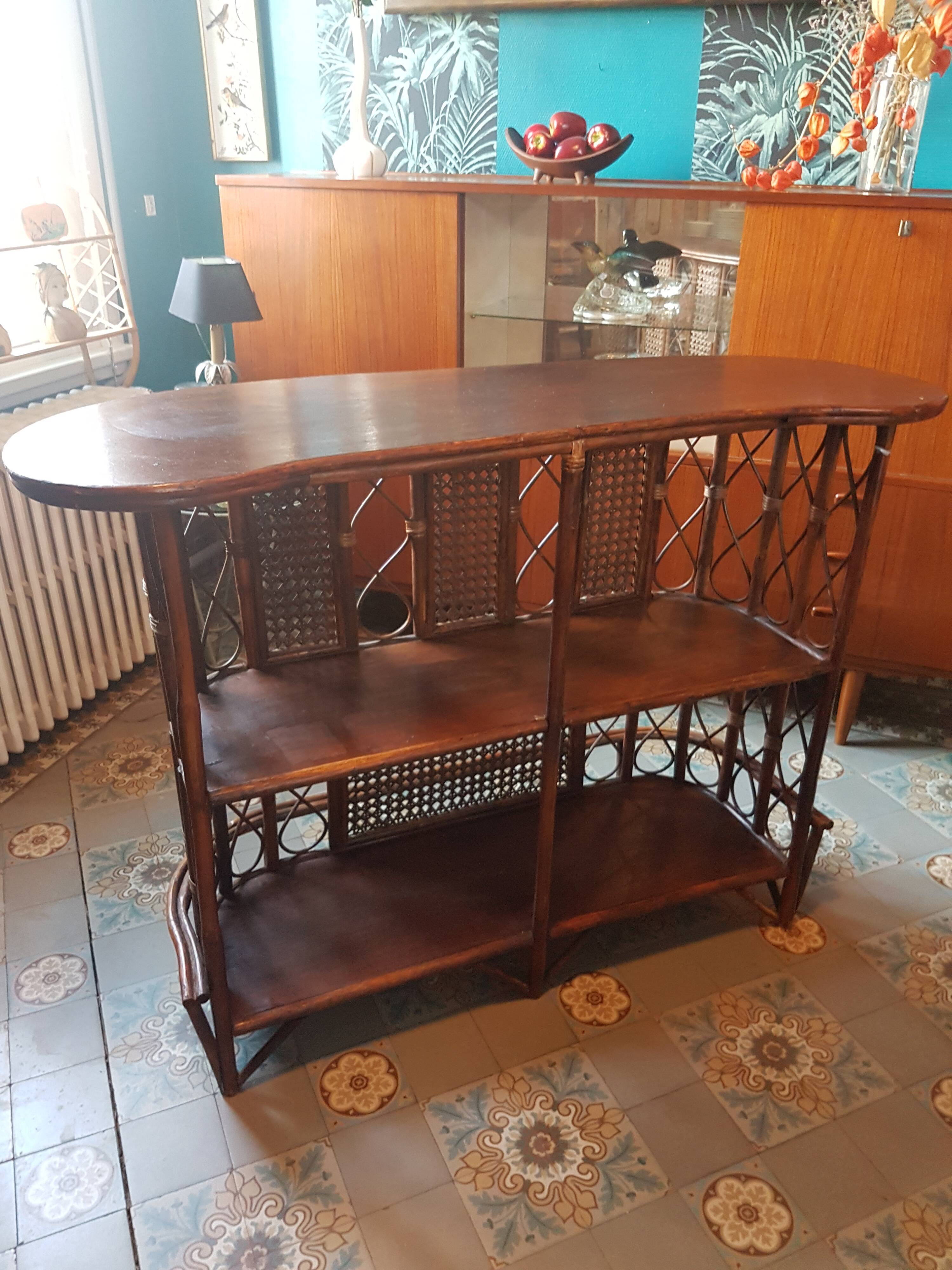 Bar rotin cannelé  et ses 2 tabourets