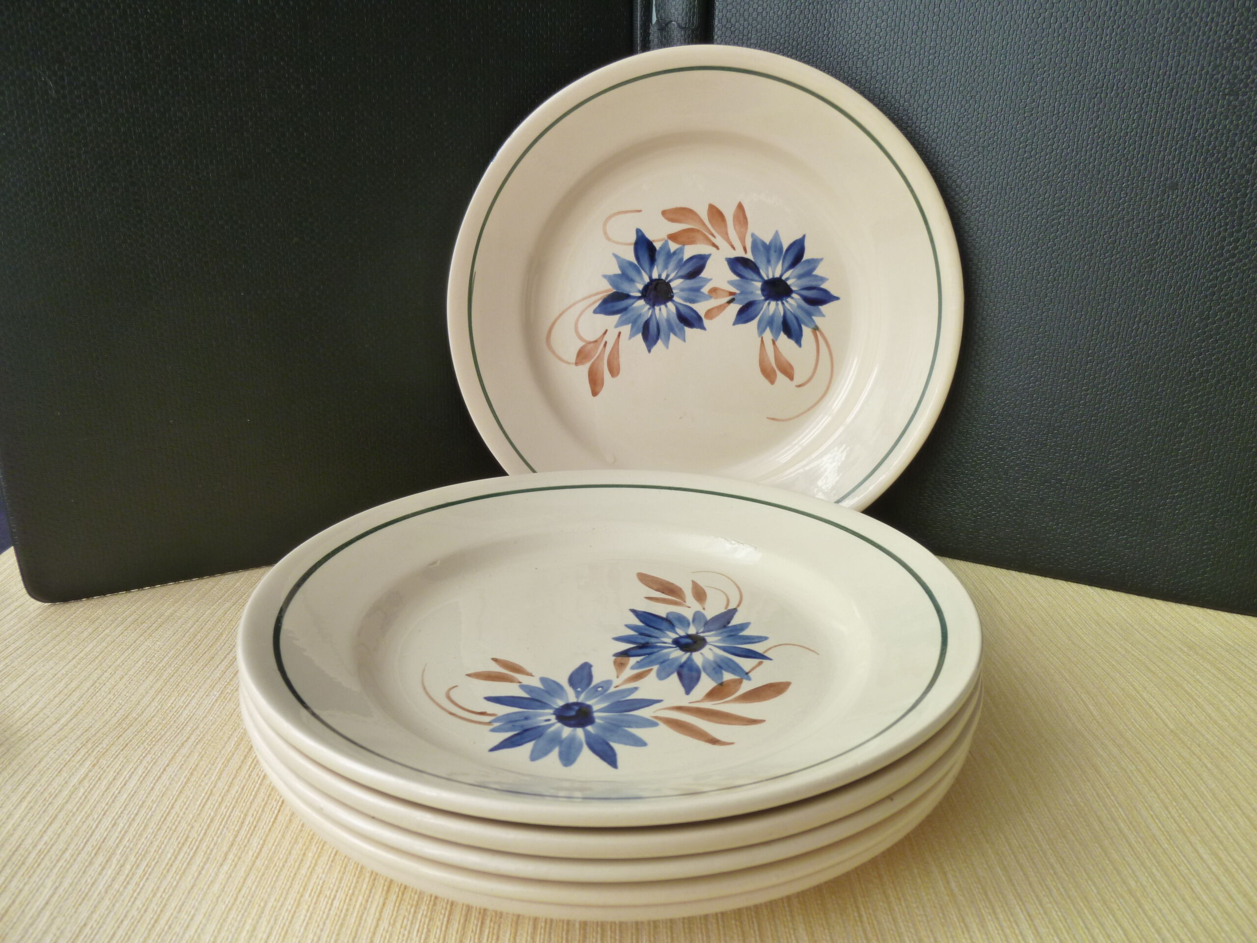 Set of 6 dessert plates HBCM Queen Model