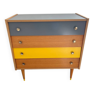 Vintage chest of drawers