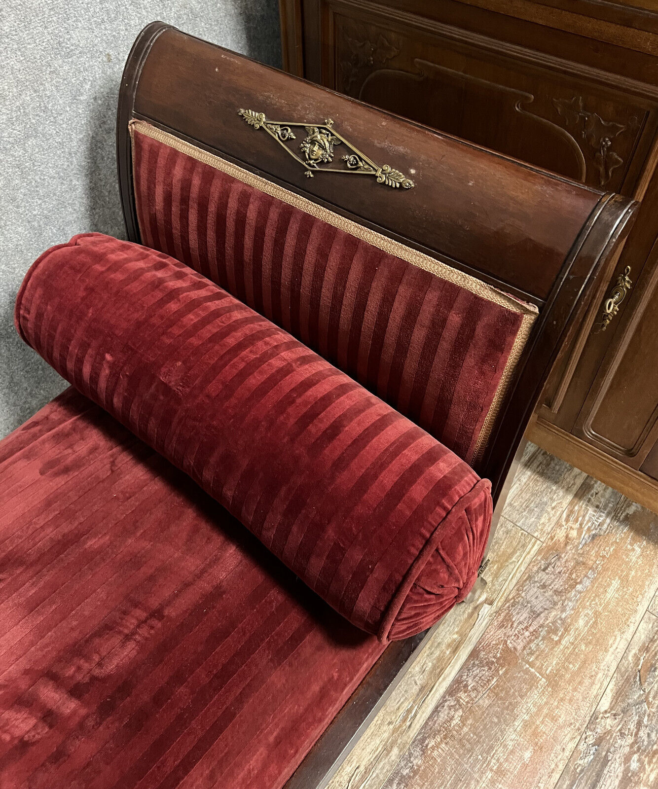 Meridian, daybed, Récamier Empire mahogany nineteenth era