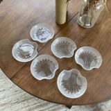Six ramequins en verre strié
