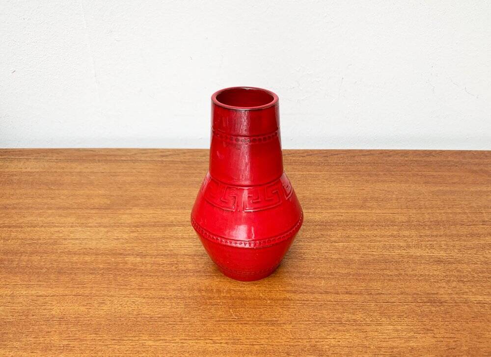 Red Italian ceramic vase from the mid-century by Bitossi, 1960s.