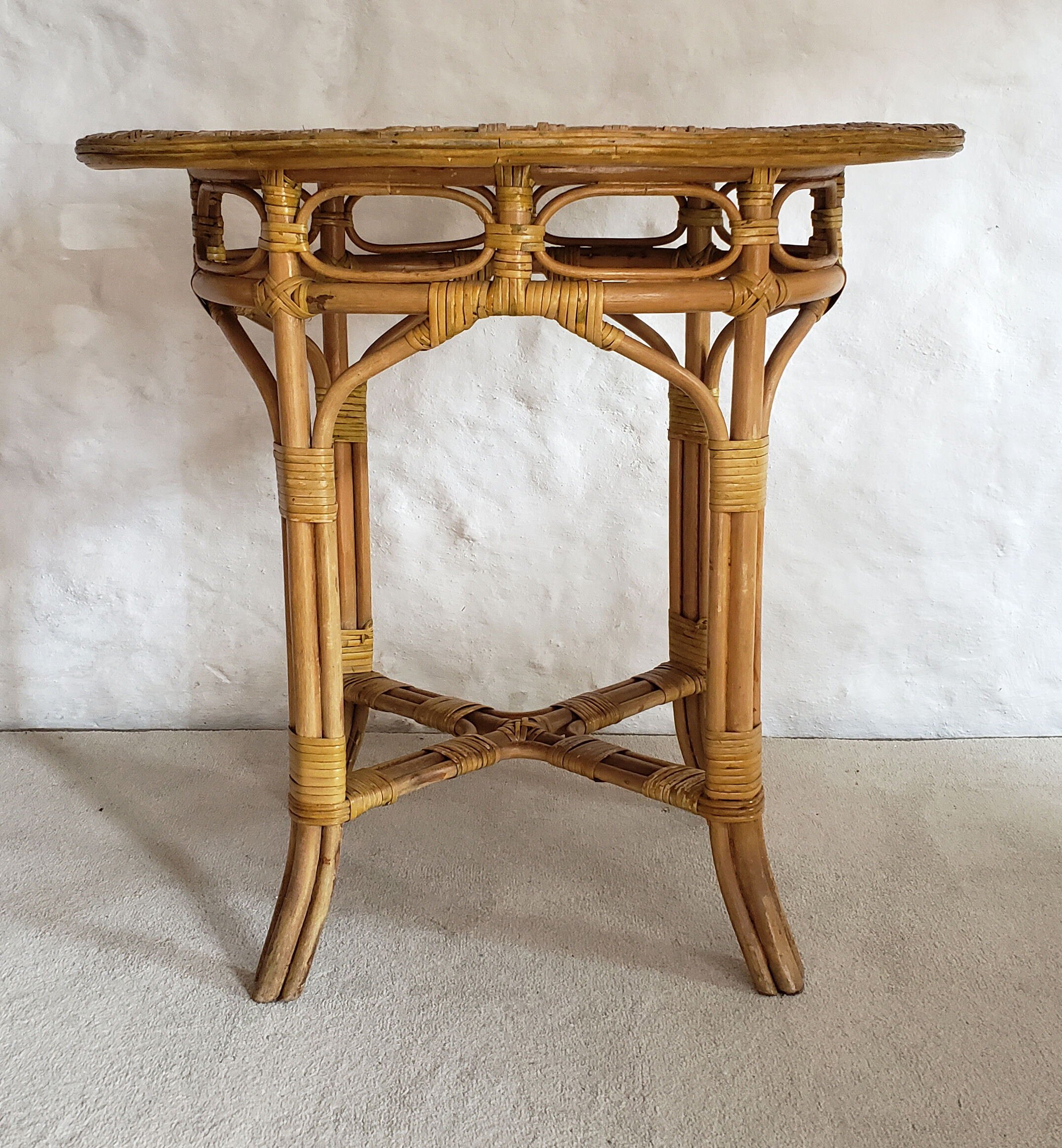 High rattan table
