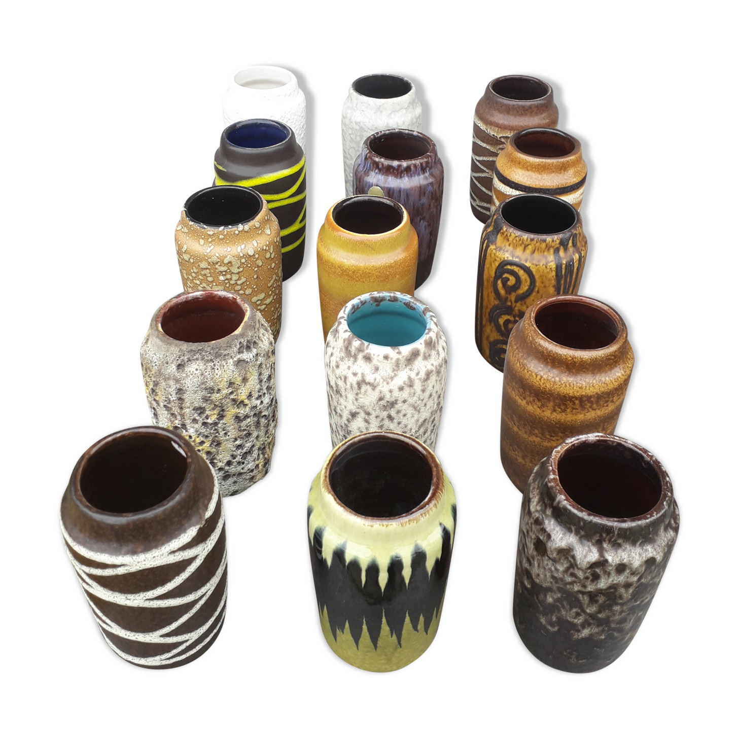 Set of 15 Scheurich Vases model 231-15 W. Germany