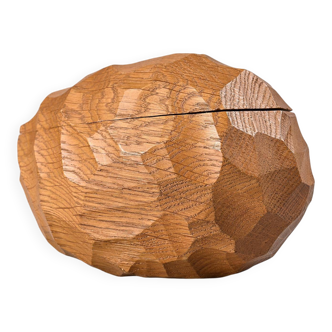 Carved box with a chisel in solid wood, France, around 1960.