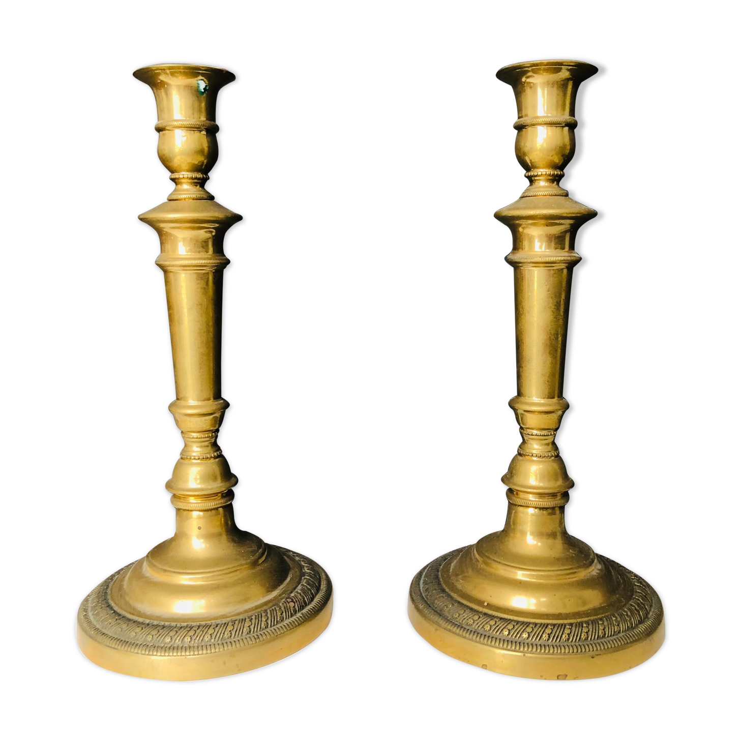 Pair of torches or candle holders in bronze