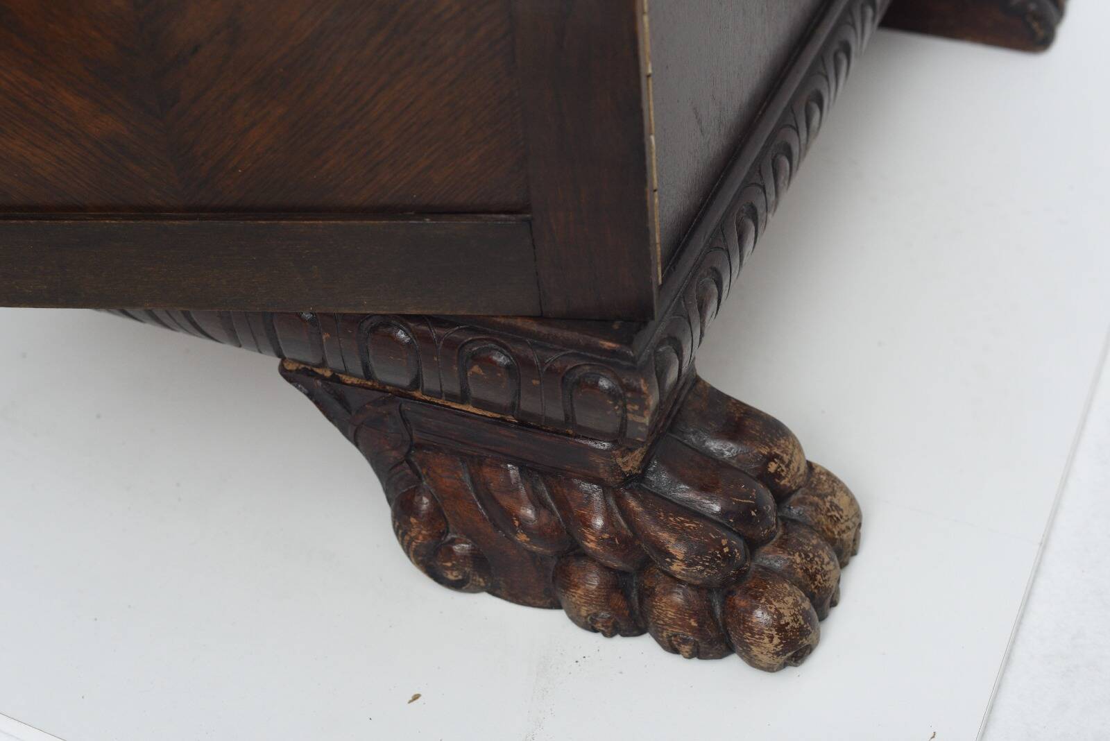 Vintage Desk in Walnut, 1920s