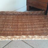 Wheels serving table